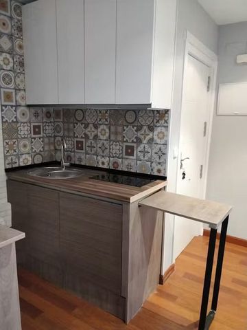 Calle del Párroco Eusebio Cuenca, Madrid, Community of Madrid 28045 - Foto 3