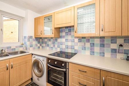 1 bedroom flat to rent - Photo 5