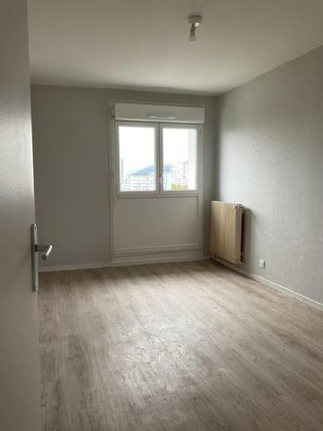 APPARTEMENT FAUX TYPE 4 80m2 ECHIROLLES - Photo 4