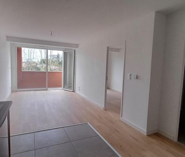 location Appartement T2 DE 46.2m² À RAMONVILLE SAINT AGNE - Photo 4