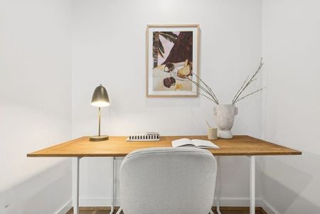 Architecturally Designed, Luxuriously Modern, Centrally Positioned And Expansive Three Bedroom + Study Nook, Two Bathroom Oasis - Photo 5