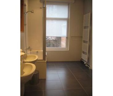 Furnished apartement close from Chatelain - Photo 5