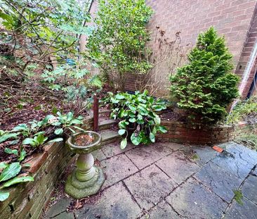 Main Street, Keyworth, Nottingham - Photo 3