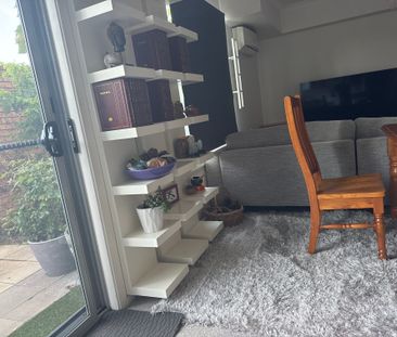 Noble Park - Photo 1