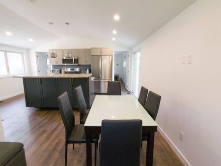 For Lease - 127 Glenlake Boulevard, Collingwood, Ontario - Photo 3