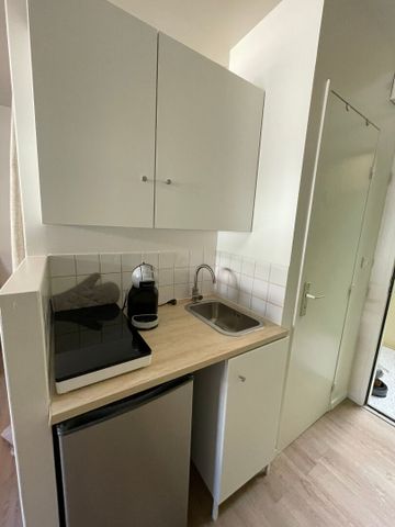 Location Appartement 1 pièce 17m² - Photo 5