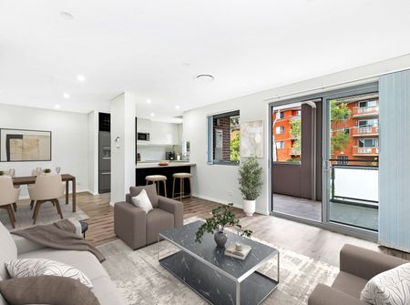 Executive Oversized Apartment Living - Photo 2