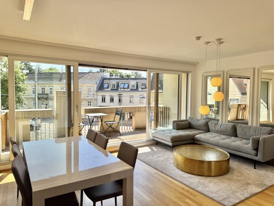 Möbliert! Das Herzstück - von der Sonne geküsst! Große 2 Zimmerwohnung nur JETZT! - Photo 1