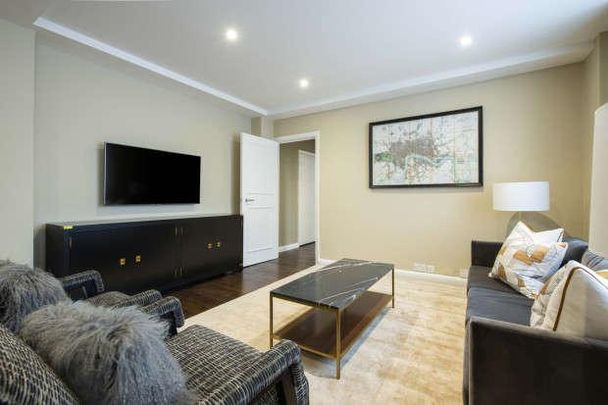 Hill Street, Mayfair, W1J - Photo 1