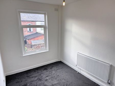 2 Bed Terraced House, Dollond Street, M9 - Photo 2