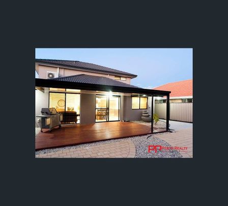 17 Hodgkinson Turn, Canning Vale, WA 6155 - Photo 1