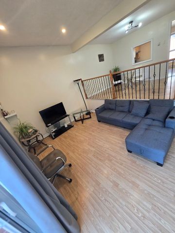 For Lease - 39 John Cabot Way, Toronto, Ontario - Photo 4