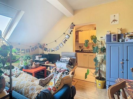 Gemeubeld appartement met alle nutsvoorzieningen in 1 prijs! - Photo 4