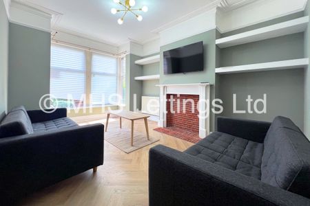 6 Bedroom Mid Terraced House for rent in Ash Road - Photo 3