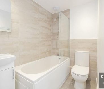 High Street, Ongar, Essex - Photo 6