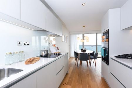 2 bedroom flat to rent - Photo 3