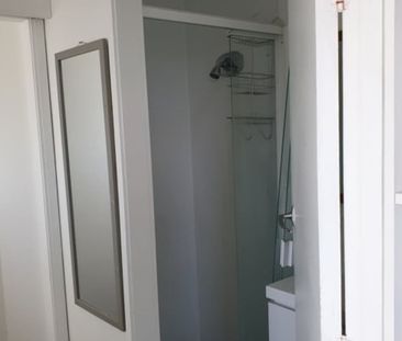 Hidden Gem in Pakuranga - Photo 1