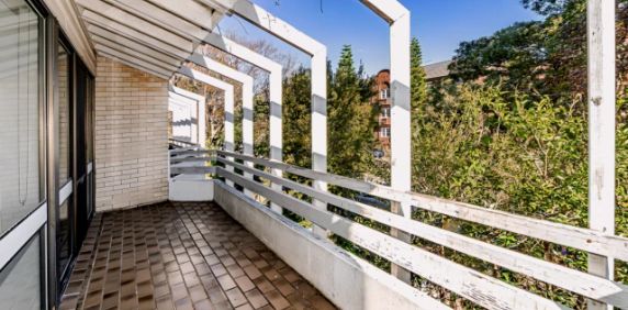 50 Warners Avenue, Sydney - Photo 2