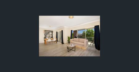 Close to EVERYTHING - Photo 5