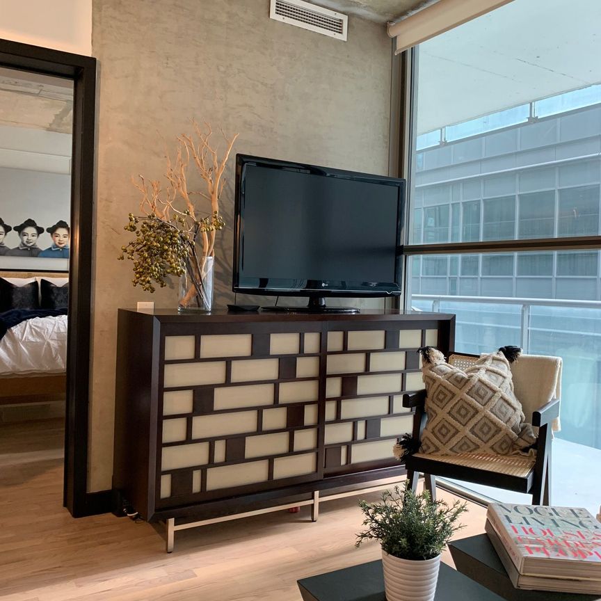 Glas Lofts , #810 - Photo 1