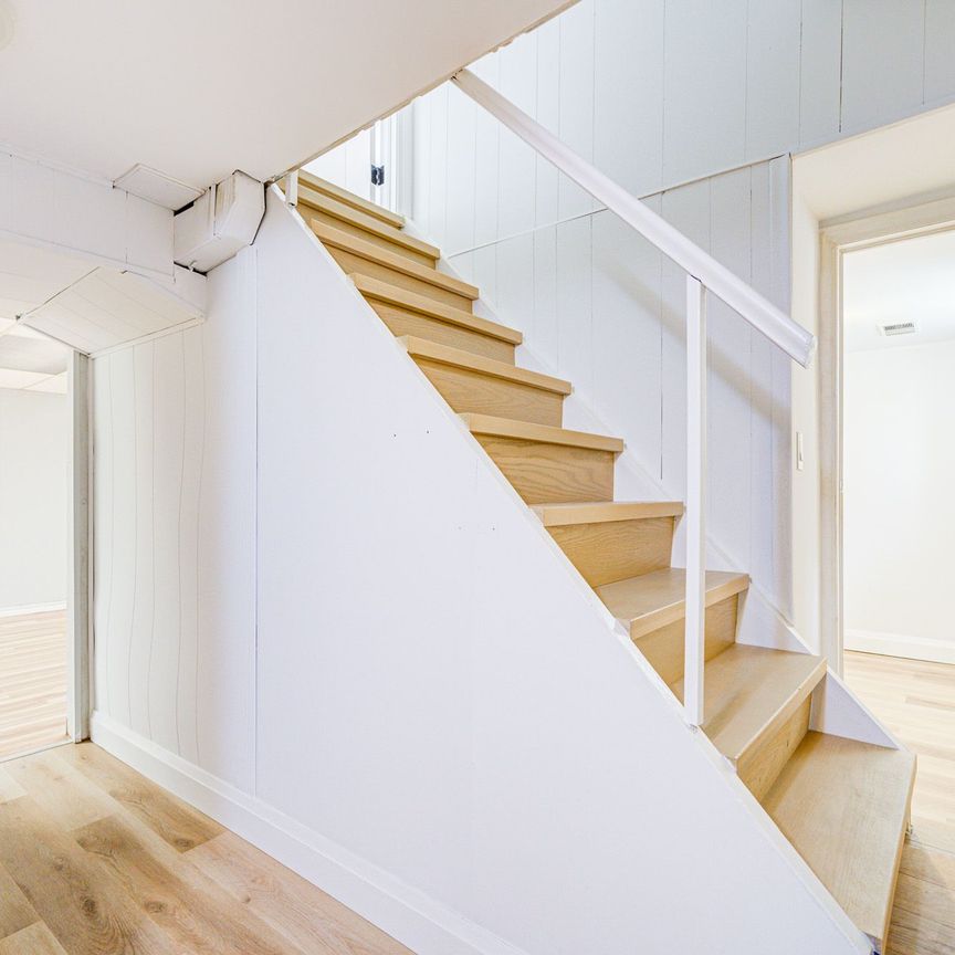 For Lease - 38 Esmond Crescent, Toronto, Ontario - Photo 1