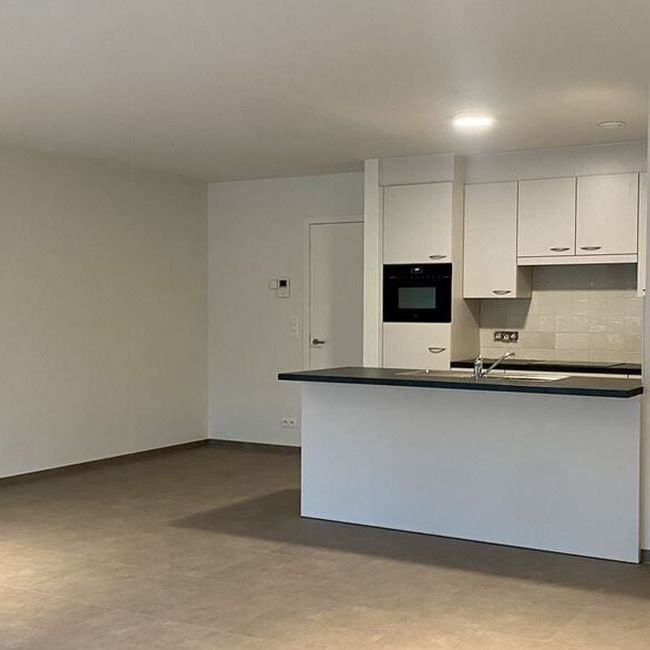 Gelijkvloers app. te huur in Tielen voor € 1.000 met 2 slaapkamers - Foto 1