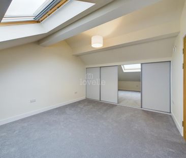 3 bedroom detached house to rent - Photo 2