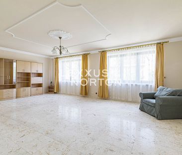 Pronájem domu 480 m² s pozemkem 483 m² - Photo 1