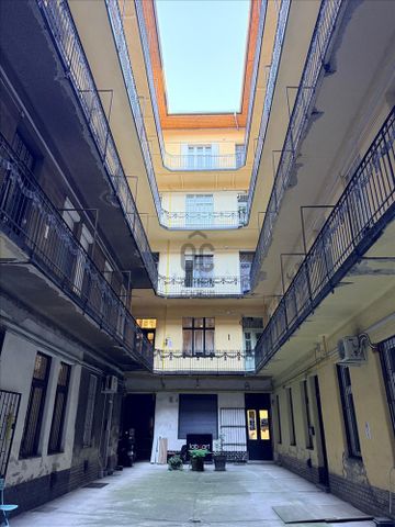 Kiadó jó állapotú lakás - Budapest VI. kerület - Photo 2
