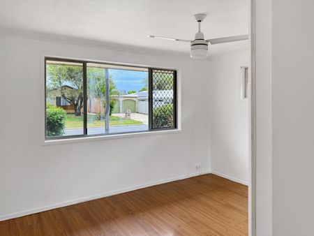 36 TATHA AVENUE, Palm Beach QLD 4221 - House For Rent | Domain - Photo 4