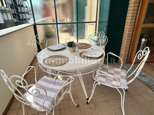 Bilocale via Piave 12A, Centro, Bra - Photo 1
