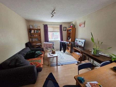 Northumberland Road, Beckton, E6 - Photo 3