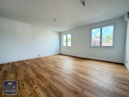 Location Appartement 2 pièces 44m² ST PIERRE DES CORPS 37700 - Photo 4