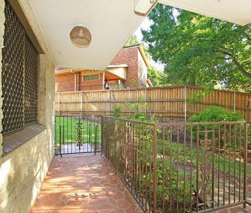 Modern 2 Bedroom Unit with Lock-Up Garage - Photo 5