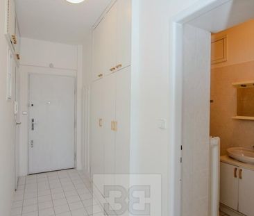 Pronájem bytu 1+kk 34 m2 - Photo 2