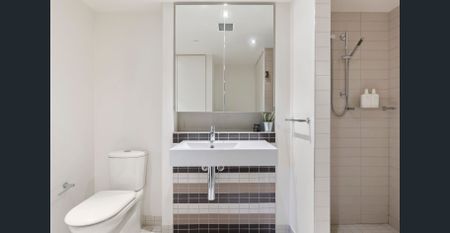 Fully Furnished Waterfront Living in the Luxury Convesso - Photo 4