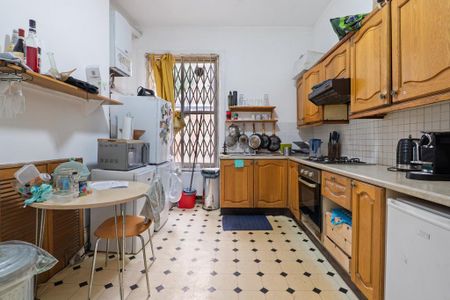 4 bedroom maisonette to rent - Photo 4
