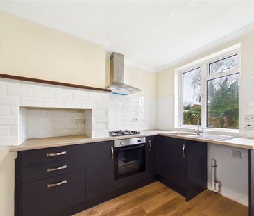 Cavendish Road, Trimley St. Martin, Felixstowe, Suffolk, IP11 0RR - Photo 6