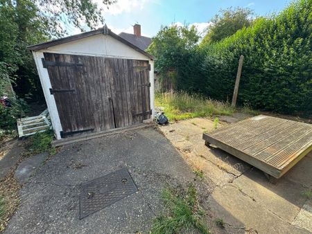 2 bedroom semi-detached house to rent - Photo 4