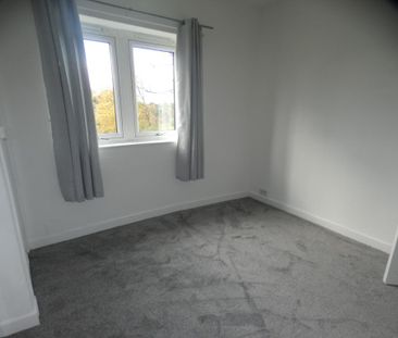 2 bedroom semi-detached house to rent - Photo 3