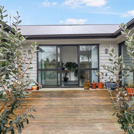 Spacious 4-bedroom home! - Photo 5