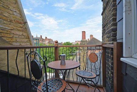 3 bedroom flat to rent - Photo 5