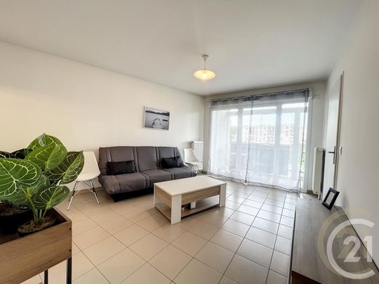 Location Appartement 2 pièces 47m² LE MEE SUR SEINE 77350 - Photo 1