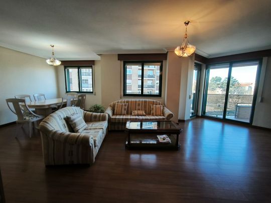 Piso de alquiler en Conde Vela, Chinchibarra - Photo 1