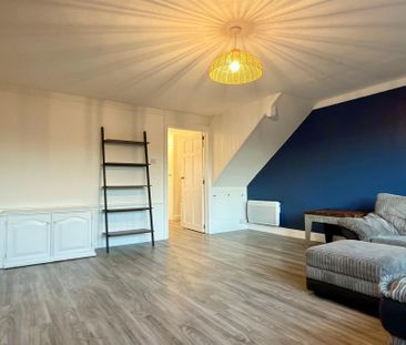 3 bedroom terraced house to rent - Photo 2