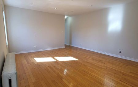 For Lease - 1023 Pape Avenue Unit# Upper, Toronto, Ontario - Photo 2