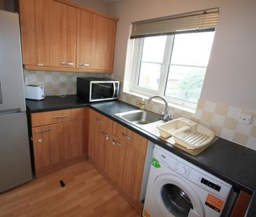 2 bedroom apartment to rent - Photo 3