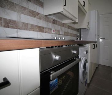 3 bedroom flat share to rent - Photo 5