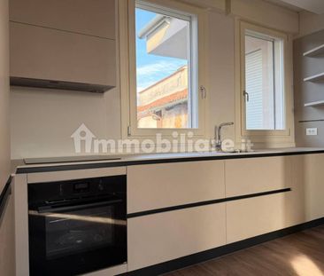 Appartamento via J. da Ponte, Centro, Bassano del Grappa - Photo 5