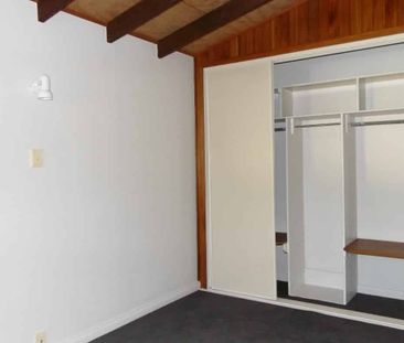 Fantastic Family Home – Western Heights - Photo 4